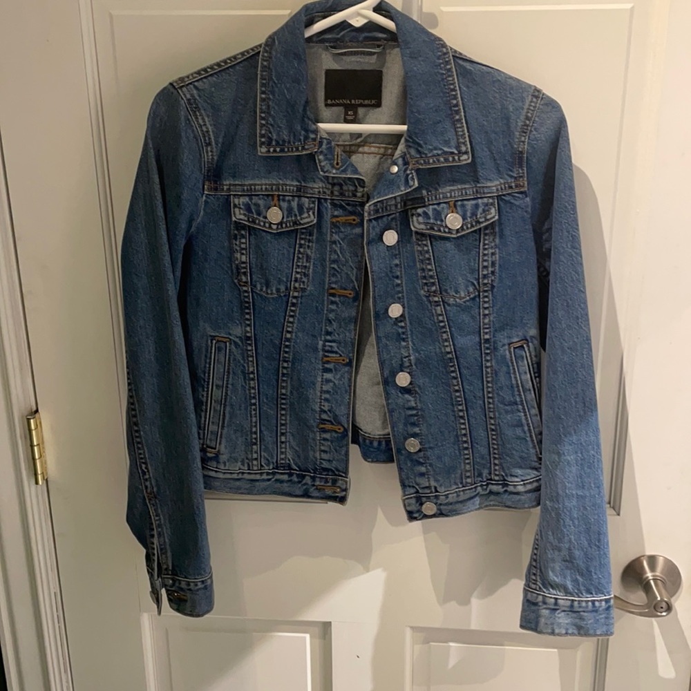 Banana Republic Jean jacket worn once. - Picture 1 of 3